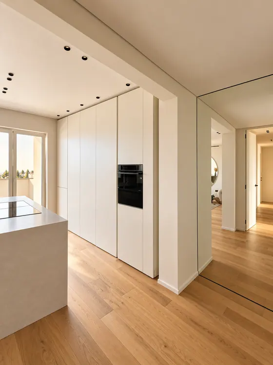 Cucina su misura con isola vista di lato